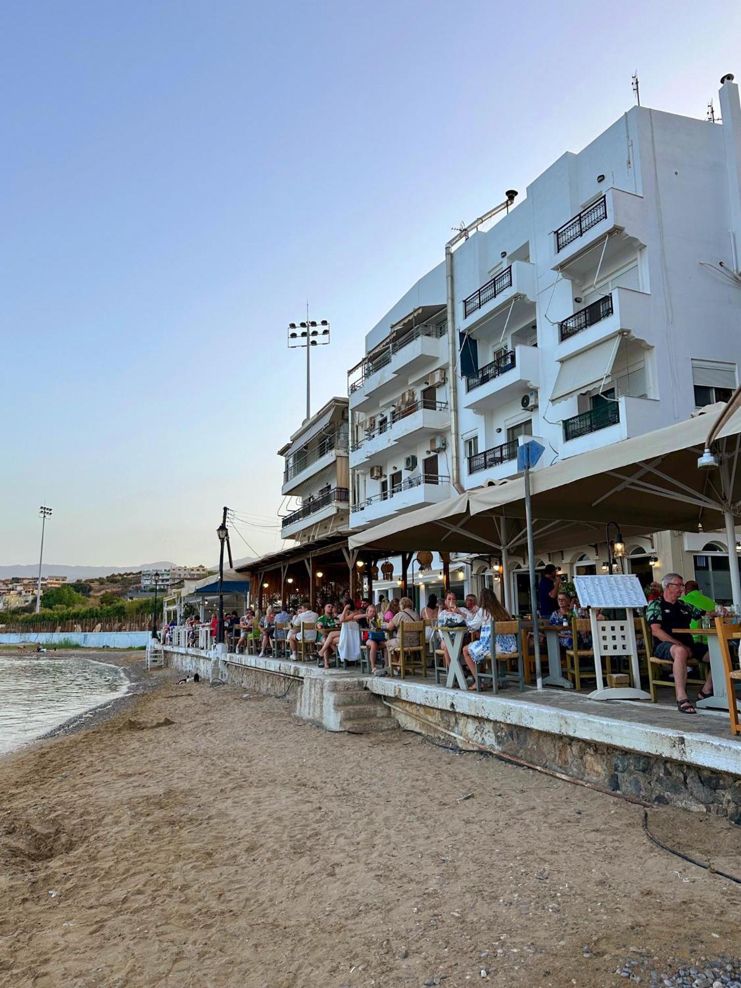 Apartamento Filoxenia By The Sea Ágios Nikolaos Exterior foto